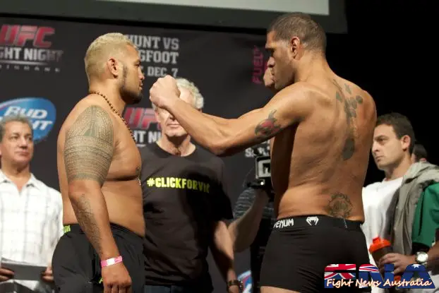 Mark Hunt and Antonio Silva