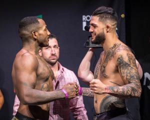 Khalil Rountree vs. Tyson Pedro