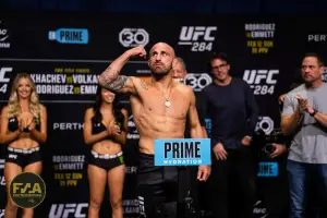 UFC 284 Ceremonial Weigh-Ins - Alexander Volkanovski (Photo: Callum Cooper for Fight News Australia)