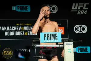 UFC 284 Official Weigh In - Shannon Ross (Photo: Callum Cooper / Fight News Australia)