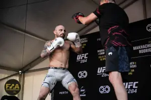 UFC 284 Open Workouts - Alexander Volkanovski (Callum Cooper/Fight News Australia)
