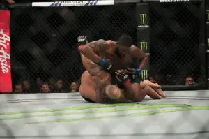 Curtis Blaydes vs. Mark Hunt