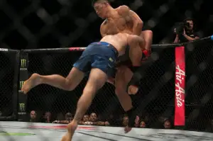 Jake Matthews vs. Li Jingliang