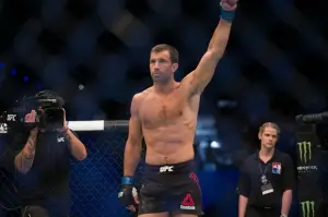 Yoel Romero vs. Luke Rockhold