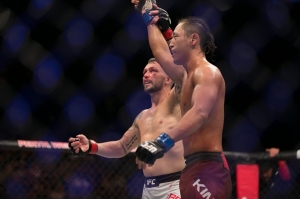 Dong Hyun Kim vs. Damien Brown