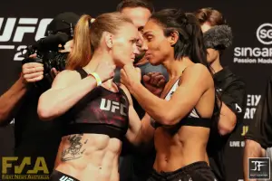 Valentina Shevchenko (c) vs. Taila Santos at UFC 275 weigh-in