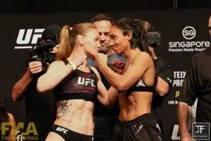 Valentina Shevchenko (c) vs. Taila Santos at UFC 275 weigh-in