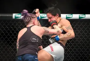 Jessica Rose-Clark vs. Bec Rawlings