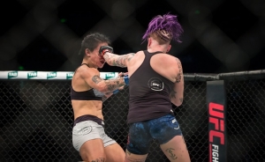 Jessica Rose-Clark vs. Bec Rawlings