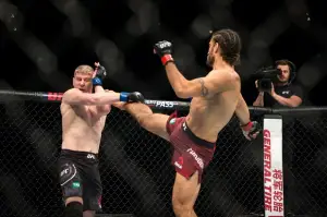 Elias Theodorou vs. Daniel Kelly