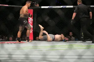 tai-tuivasa-ufc-221-perth